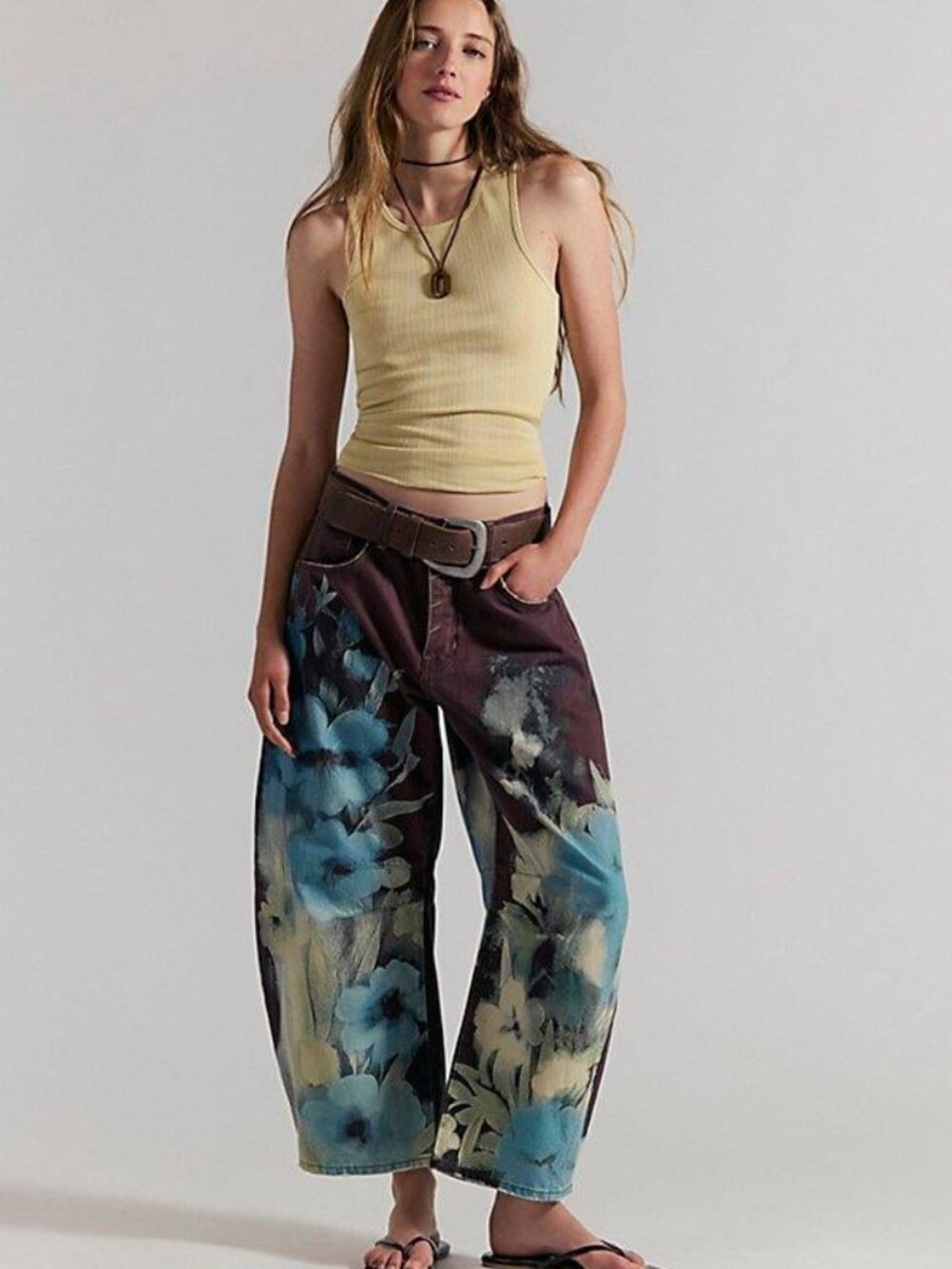 We The Free Good Luck Printed Barrel Jeans Size 24 NWT